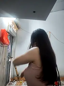 pusi xinh online show from 10.11.25