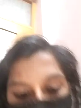 Snapshot of Hottypriya69 chatting on 10.13.25 Hottypriya69 online show from 10.13.25