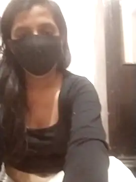 Snapshot of Hottypriya69 chatting on 10.15.25 Hottypriya69 online show from 10.15.25