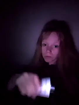 Snapshot of OpheliaMills chatting on 10.17.25 OpheliaMills online show from 10.17.25