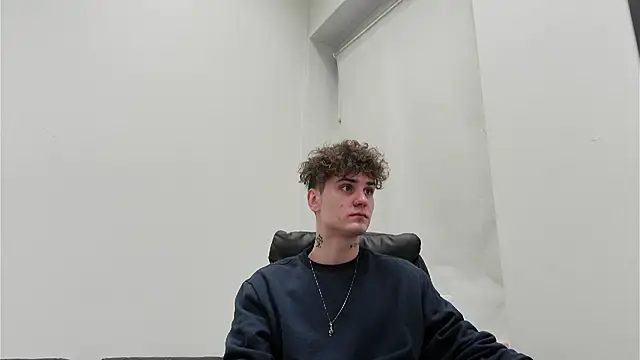 Snapshot of Nick_Phillip chatting on 11.15.25 Nick Phillip online show from 11.15.25