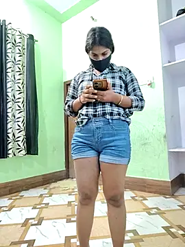 Snapshot of PG_girl_12th chatting on 10.29.25 PG girl 12th online show from 10.29.25