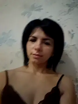 Snapshot of DacotaXxx chatting on 10.29.25 DacotaXxx online show from 10.29.25