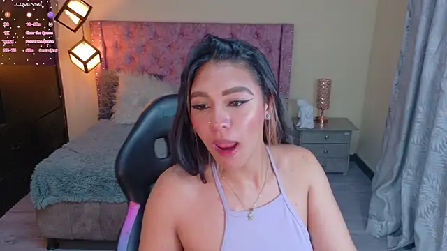 Snapshot of Reichell_Princess chatting on 10.17.25 Reichell Princess online show from 10.17.25