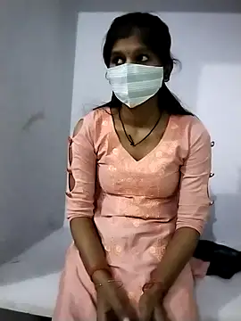 Snapshot of Hina_School chatting on 10.26.25 Hina School online show from 10.26.25