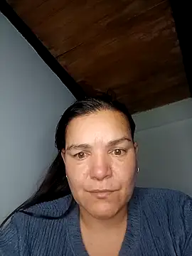 Snapshot of MilfBlonde_ chatting on 10.17.25 MilfBlonde  online show from 10.17.25