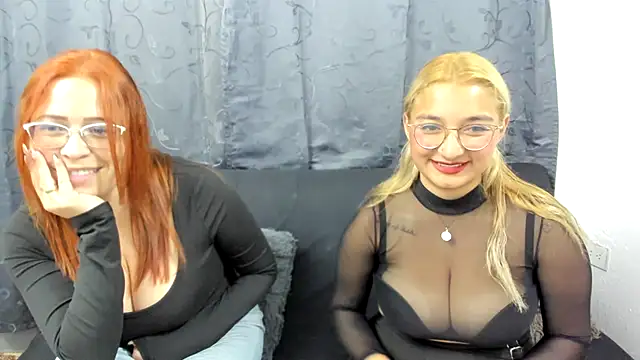 Snapshot of lesb_milf chatting on 02.11.25 lesb milf online show from 02.11.25