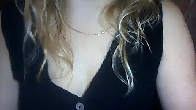 Snapshot of Narcis_Jill chatting on 10.21.25 Narcis Jill online show from 10.21.25
