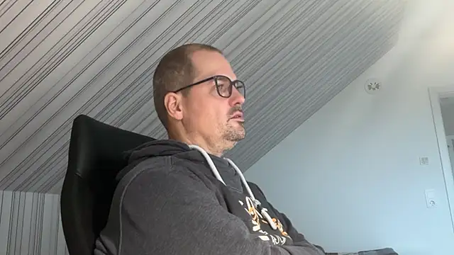 GermanMadMatt online show from 10.21.25