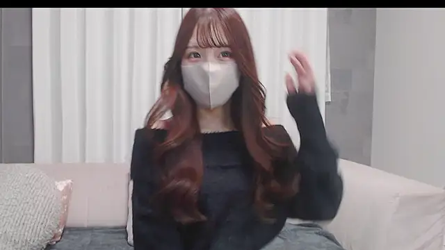 Snapshot of LOVE_MIREI_LOVE chatting on 10.22.25 LOVE MIREI LOVE online show from 10.22.25