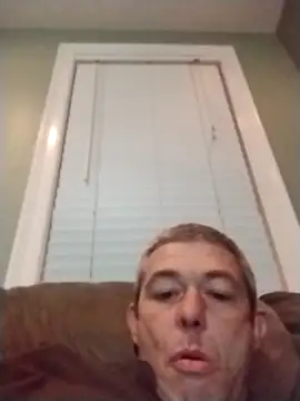 Snapshot of burby79 chatting on 11.11.25 burby79 online show from 11.11.25