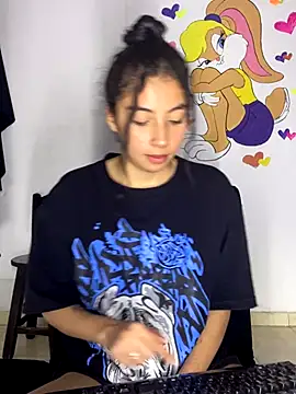 ShareeBax  online show from 10.19.25