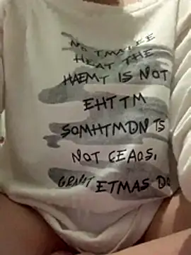 Snapshot of italy-12 chatting on 11.03.25 italy-12 online show from 11.03.25