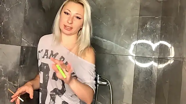 DiaVolperi online show from 10.21.25