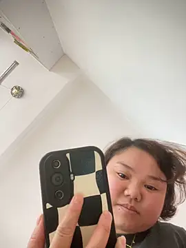 Snapshot of Asa668 chatting on 10.30.25 Asa668 online show from 10.30.25