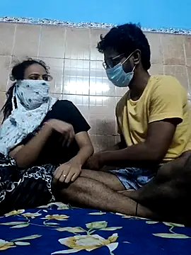 Snapshot of coupleforlife chatting on 11.01.25 coupleforlife online show from 11.01.25