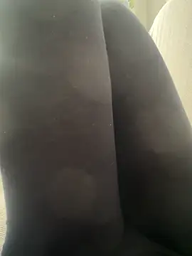 Snapshot of Rubia_divina7 chatting on 11.04.25 Rubia divina7 online show from 11.04.25