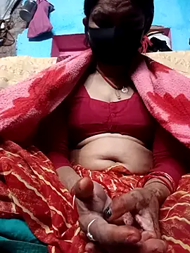 Snapshot of Cuty_sapna chatting on 11.10.25 Cuty sapna online show from 11.10.25