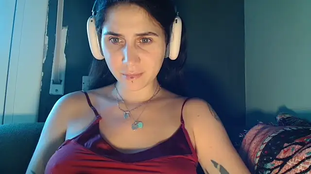 urgodscarlett online show from 10.21.25