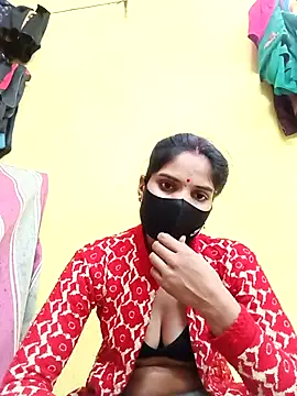 Snapshot of Shreya-750 chatting on 11.11.25 Shreya-750 online show from 11.11.25