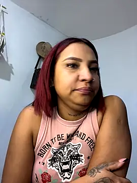 Snapshot of Brunette_Messy_Dirty chatting on 10.24.25 Brunette Messy Dirty online show from 10.24.25