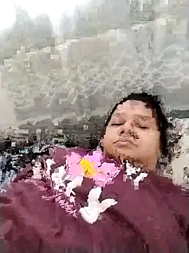 Night Queen4 online show from 10.24.25
