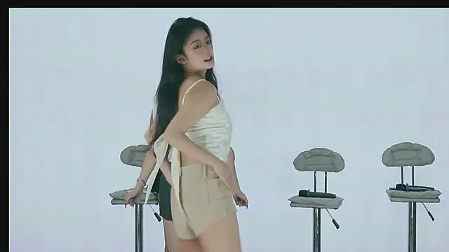 Snapshot of Scarlett-666 chatting on 10.29.25 Scarlett-666 online show from 10.29.25