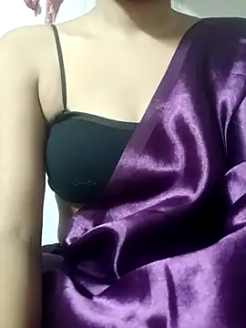 Snapshot of Sujatab250 chatting on 10.26.25 Sujatab250 online show from 10.26.25