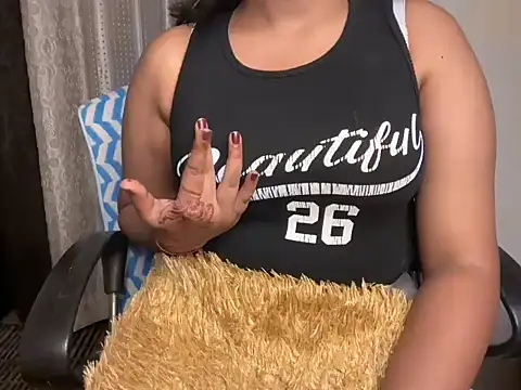 Snapshot of Annu_7 chatting on 10.26.25 Annu 7 online show from 10.26.25