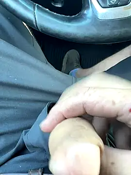 Snapshot of Quickcum2201 chatting on 11.17.25 Quickcum2201 online show from 11.17.25