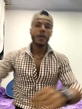 Snapshot of Grey325 chatting on 10.30.25 Grey325 online show from 10.30.25