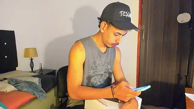 Snapshot of marlon_texeira chatting on 10.26.25 marlon texeira online show from 10.26.25