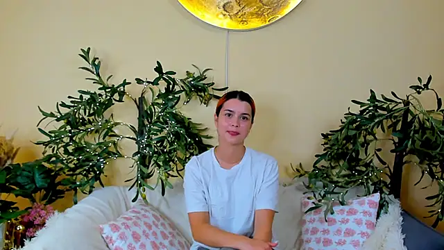 SharieTenuta online show from 10.29.25