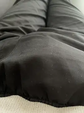 Snapshot of yamac_1 chatting on 10.29.25 yamac 1 online show from 10.29.25