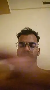 Snapshot of nithinrr chatting on 10.31.25 nithinrr online show from 10.31.25