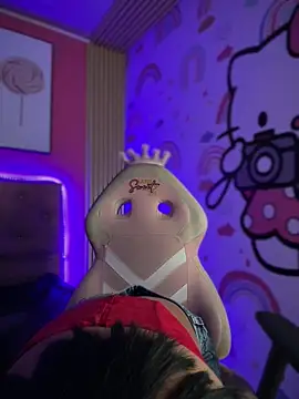 Snapshot of Maryana_LS chatting on 10.28.25 Maryana LS online show from 10.28.25