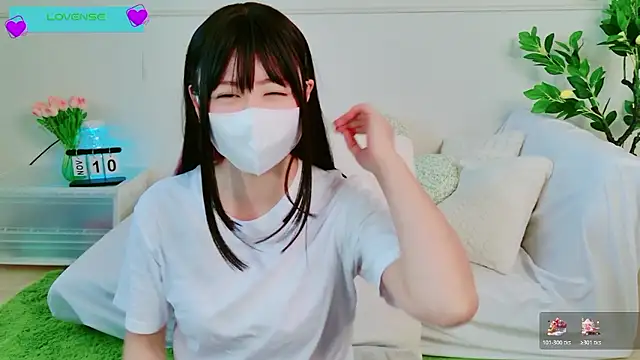 Snapshot of KIRINO_xx_ chatting on 11.10.25 KIRINO xx online show from 11.10.25