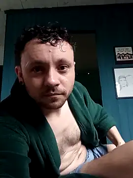 Snapshot of mayhenthisway chatting on 11.01.25 mayhenthisway online show from 11.01.25