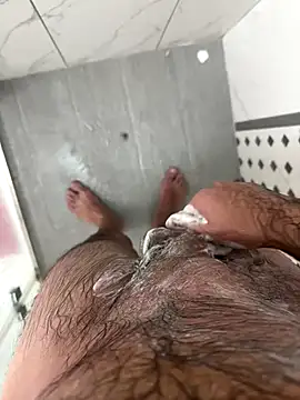 Snapshot of Lessless0606 chatting on 11.01.25 Lessless0606 online show from 11.01.25