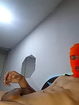 Snapshot of AdriSolannsh chatting on 10.31.25 AdriSolannsh online show from 10.31.25