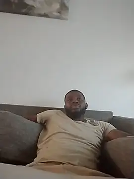 Snapshot of Bbc_dunc214 chatting on 10.30.25 Bbc dunc214 online show from 10.30.25