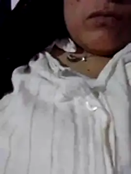 Snapshot of Busra25 chatting on 10.29.25 Busra25 online show from 10.29.25