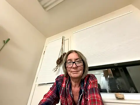 Snapshot of Fargo488 chatting on 10.31.25 Fargo488 online show from 10.31.25