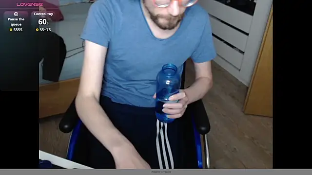 Snapshot of Guttermann chatting on 11.05.25 Guttermann online show from 11.05.25