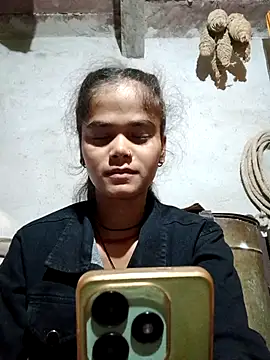 Snapshot of Hot_sutr chatting on 11.01.25 Hot sutr online show from 11.01.25