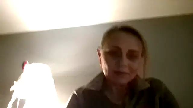 Snapshot of ToriLove777 chatting on 10.31.25 ToriLove777 online show from 10.31.25