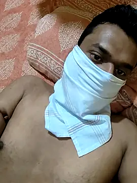 Snapshot of Your_lover_real chatting on 11.02.25 Your lover real online show from 11.02.25