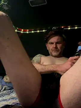 Snapshot of ChrissiSylt chatting on 11.05.25 ChrissiSylt online show from 11.05.25