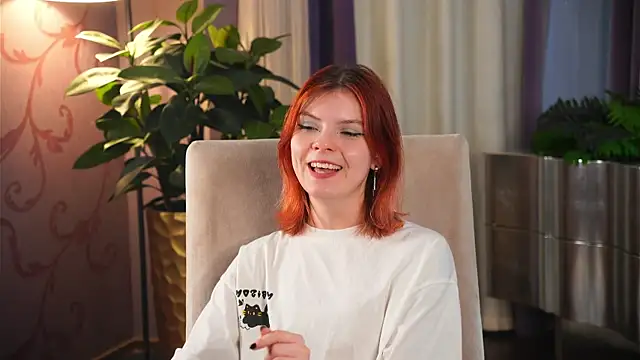 Snapshot of MarvelReagor chatting on 11.10.25 MarvelReagor online show from 11.10.25