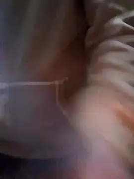 Snapshot of annifuck13 chatting on 09.27.25 annifuck13 online show from 09.27.25